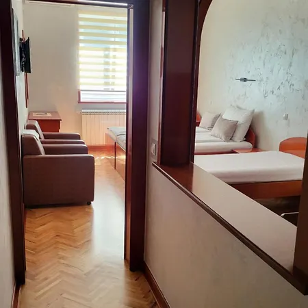 Dukat Apartmani-studio *