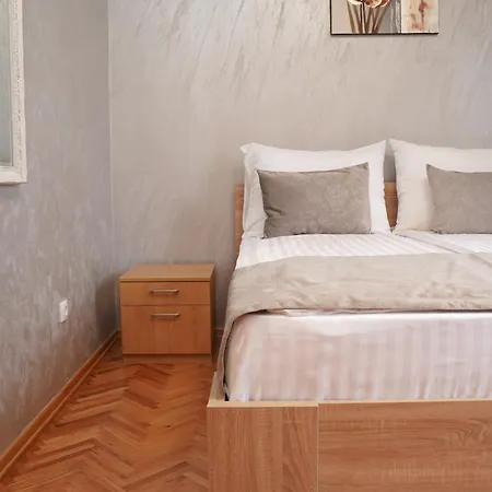 Dukat Apartmani-studio アパート Vrnjačka Banja